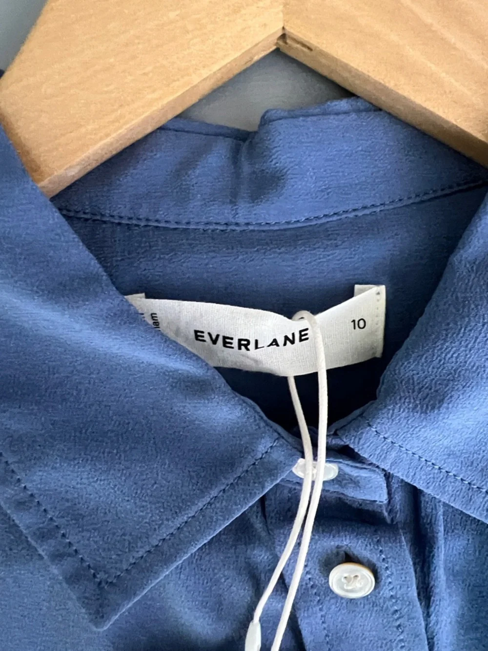 New Everlane THE MUST-HAVE SHIRT IN WASHABLE SILK in French Blue Size 10 - Picture 7 of 12